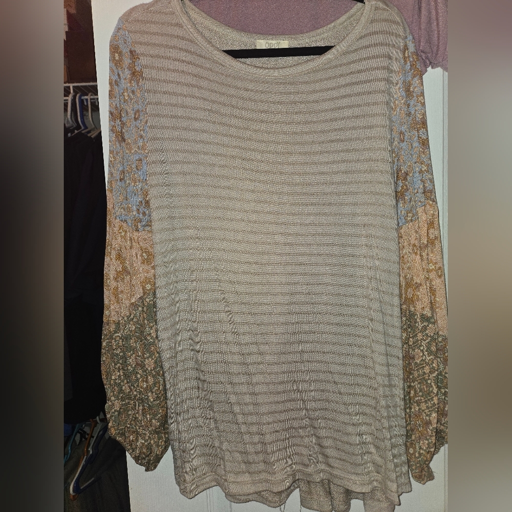 Floral Sleeve Striped Blouse
